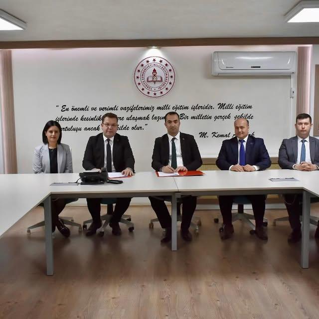 Edirne'de Eğitim Personeline 3 Yıllık Maaş Promosyon İhlali