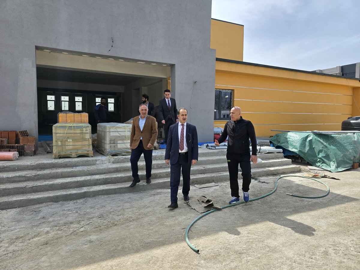 Bandırma'da Gençlik Merkezi İnşası Kontrolünde Kaymakam Aksakal