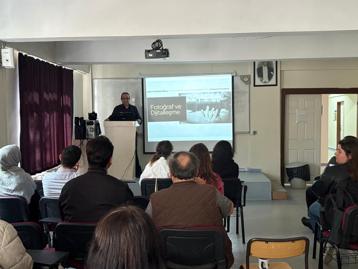 Trakya Üniversitesi'nde Fotoğraf ve Dijitalleşme Semineri