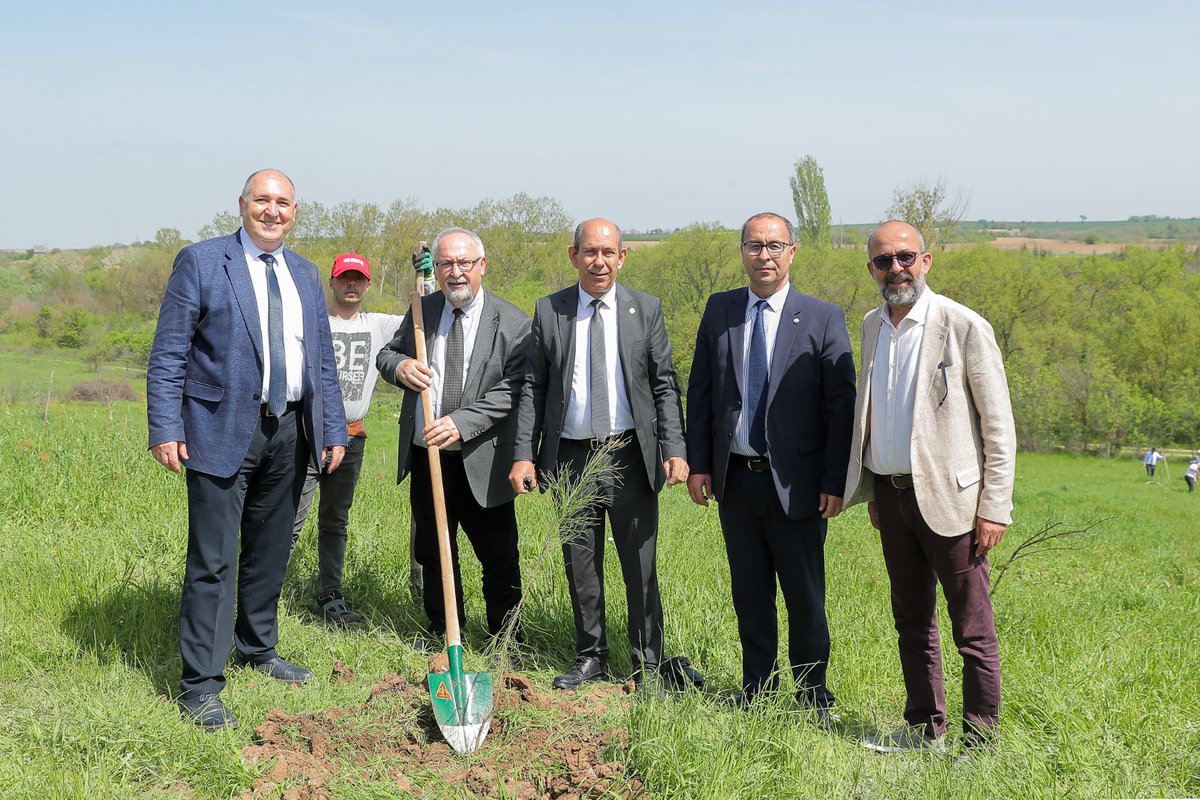 Trakya Üniversitesi Balkan Arboretumunda Ağaç Dikimiyle Doğal Mirası Yaşatıyor