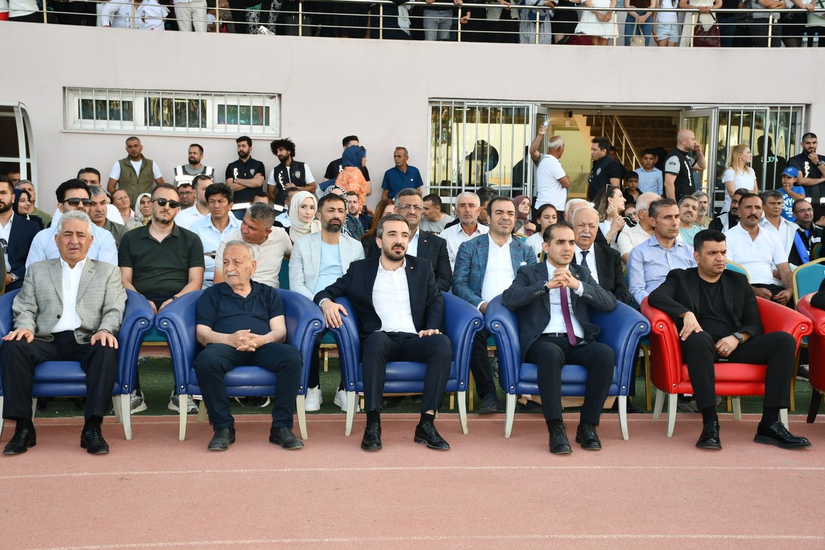 Adıyaman Ticaret ve Sanayi Odası Başkanı Torunoğlu, Adıyaman Üniversitesi Mezuniyet Törenine Katıldı