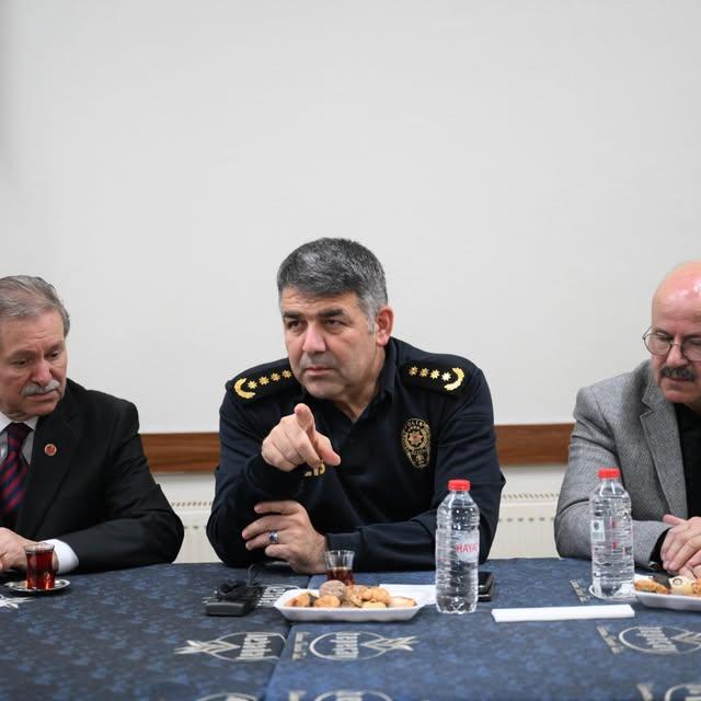 Edirne’de Huzur Toplantısı: Güvenlik ve Vatandaşın Geri Bildirimleri Değerlendirildi